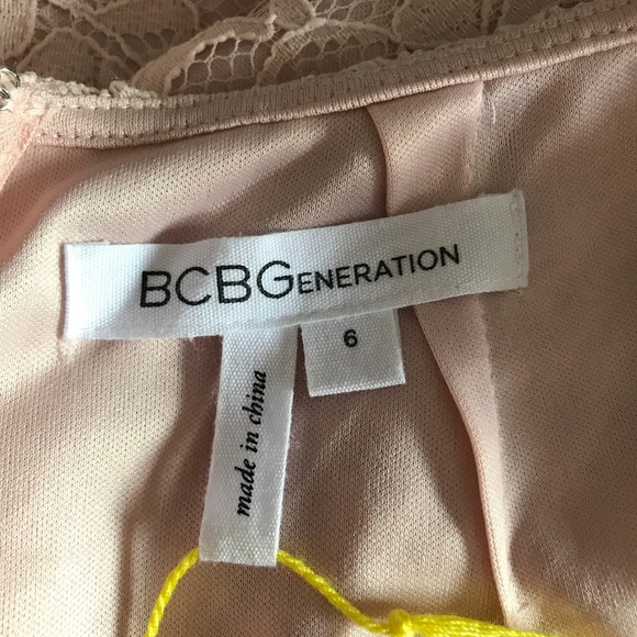 BCBG Generation Pink Rose Lace Dress open back - Picture 7 of 8